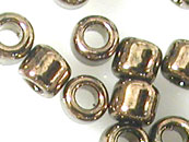 日本玻璃珠15/0-601-半两装